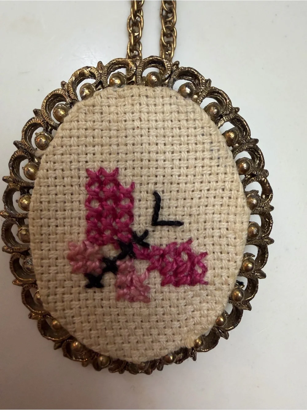 Vintage Hand Embroidered Needlepoint Brooch Pendant Necklace Gold Tone Filigree